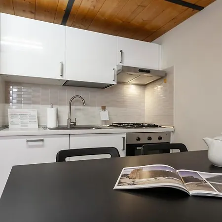 Italianway - Altino 3 B Apartment Milan